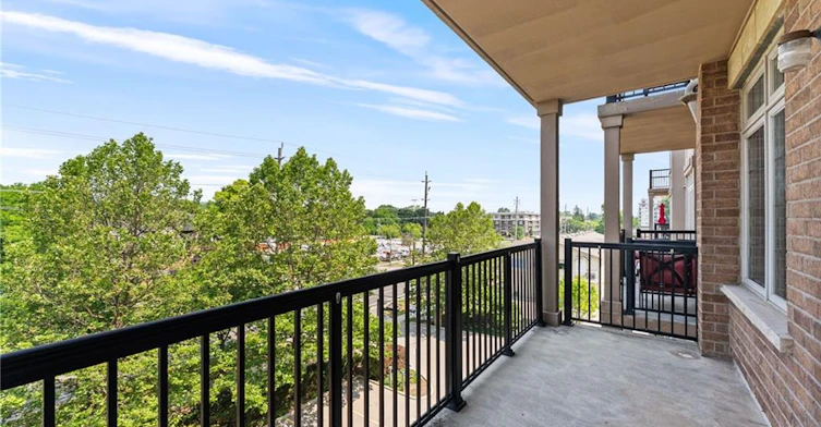 401-396 Plains Road E, Burlington, ON, L7T 2C8 - 15
