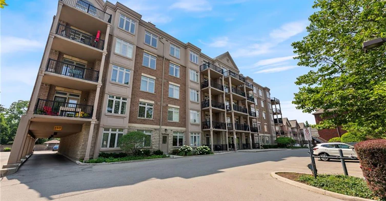 401-396 Plains Road E, Burlington, ON, L7T 2C8 - 16