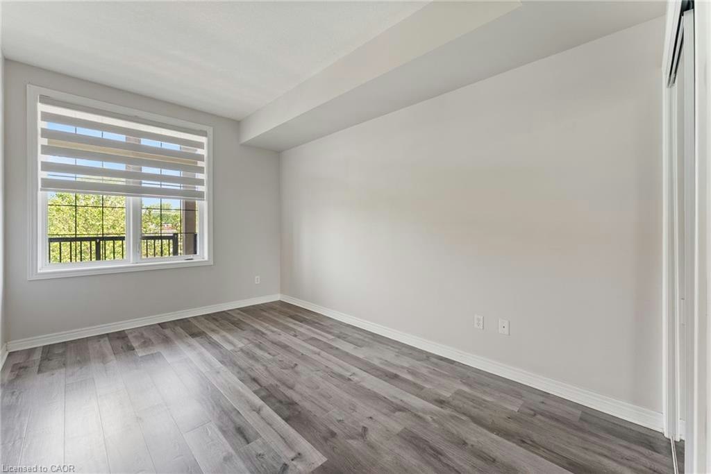 401-396 Plains Road E, Burlington, ON, L7T 2C8 - 13