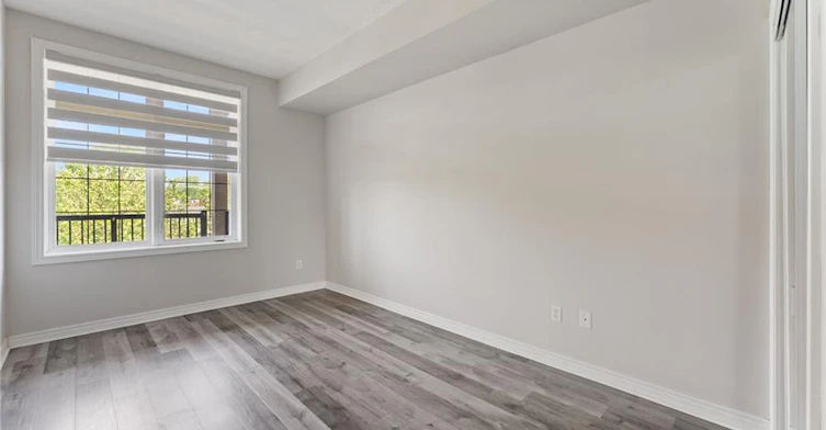 401-396 Plains Road E, Burlington, ON, L7T 2C8 - 13