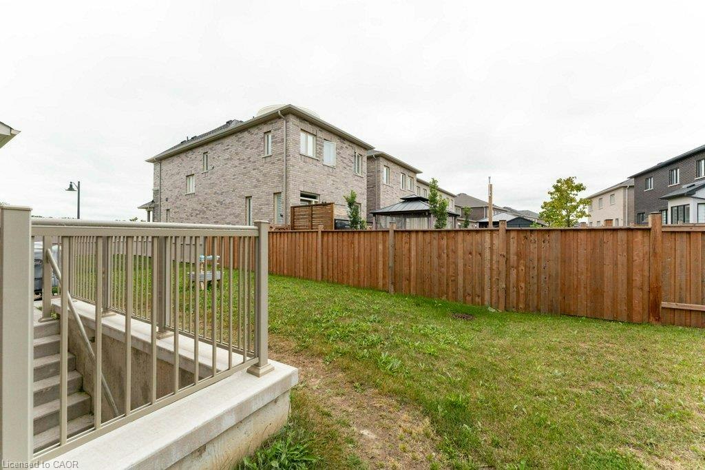 UPPER-7 Grierson Trail, Hamilton, ON, L8B 1Z7 - 32