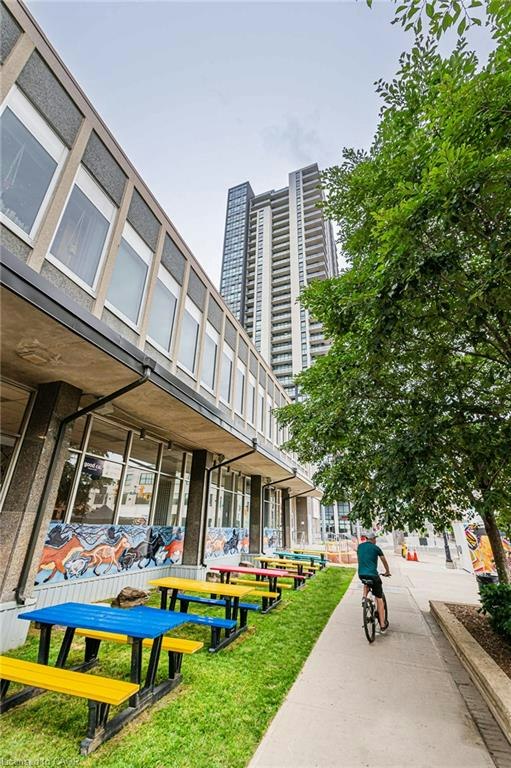 1104-60 Charles Street W, Kitchener, ON, N2G 0C9 - 25