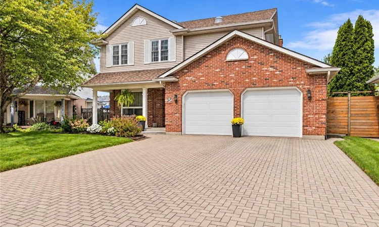 5 Thorn Place
