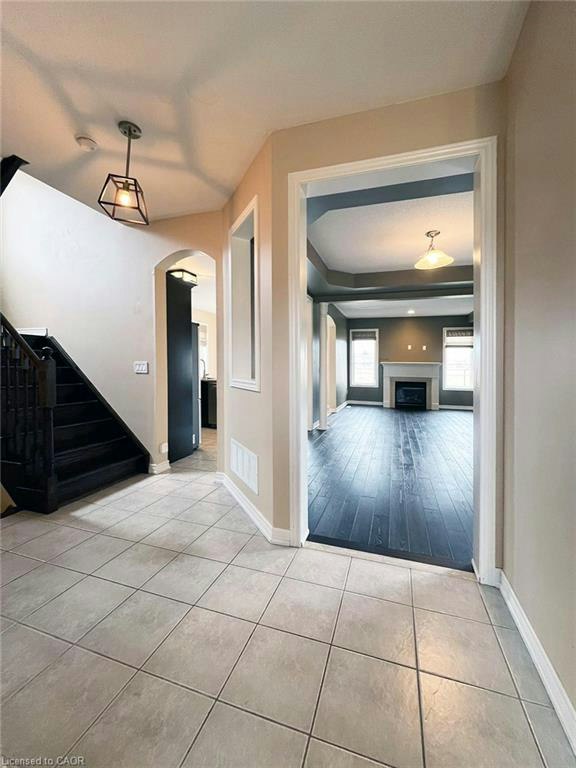 52 Whittington Drive, Hamilton, ON, L9K 0G8 - 2