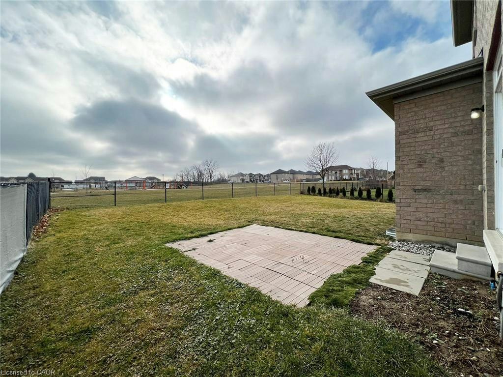 52 Whittington Drive, Hamilton, ON, L9K 0G8 - 19