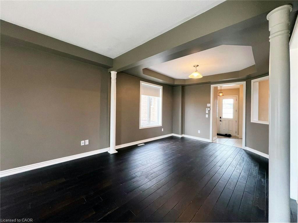 52 Whittington Drive, Hamilton, ON, L9K 0G8 - 5