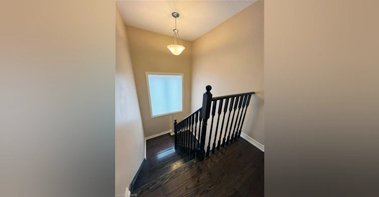 52 Whittington Drive, Hamilton, ON, L9K 0G8 - 8