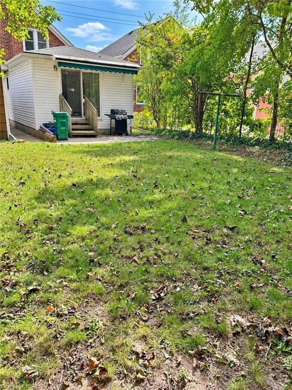 UPPER-132 Bridgeport Road E, Waterloo, ON, N2J 2X4 - 17