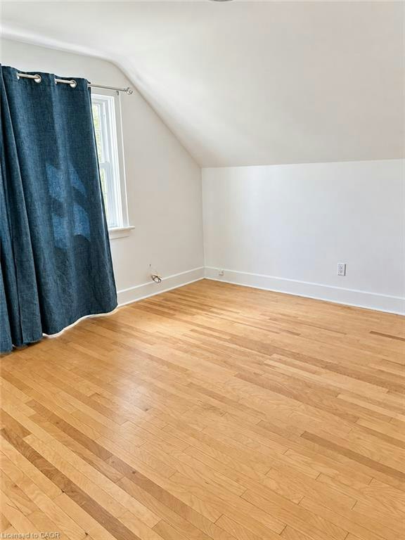 UPPER-132 Bridgeport Road E, Waterloo, ON, N2J 2X4 - 14