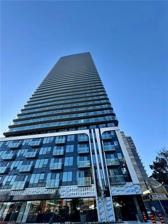 1405-30 Francis Street S, Kitchener, ON, N2G 0B5 - 3
