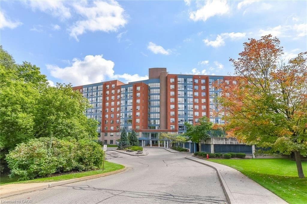 311-55 Blue Springs Drive, Waterloo, ON, N2J 4T3