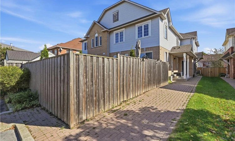 148 Rockhaven Lane