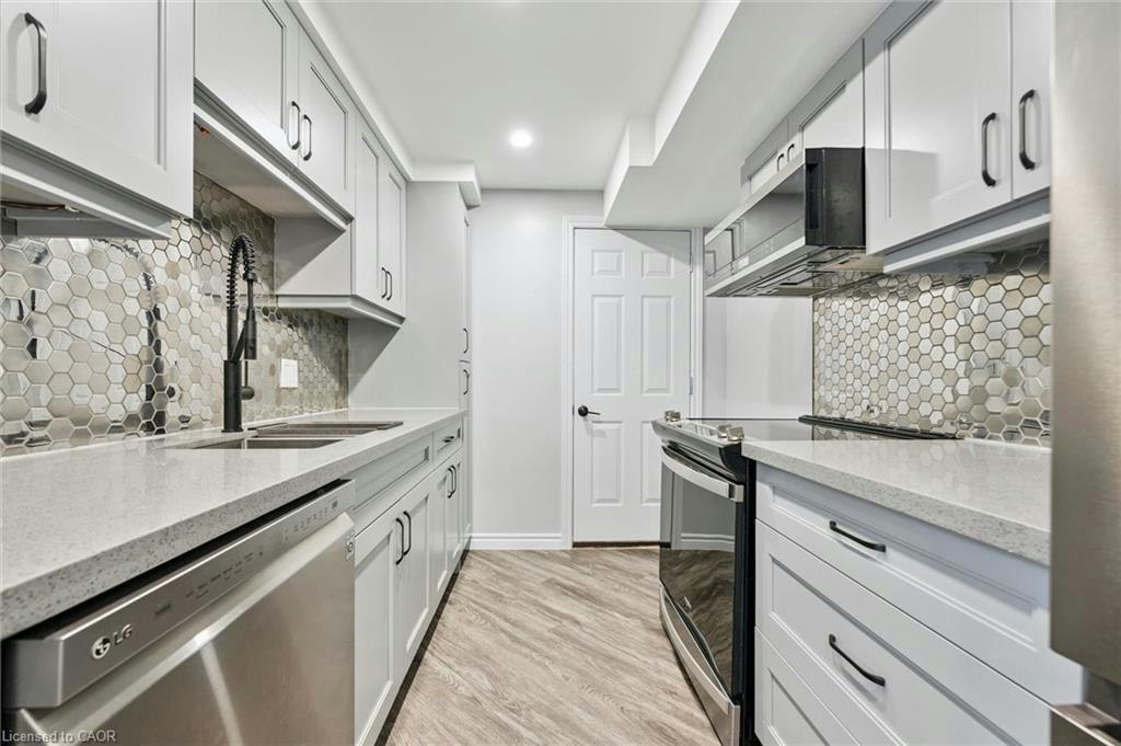 2-153 Sims Estate Drive, Kitchener, ON, N2A 0A6 - 11