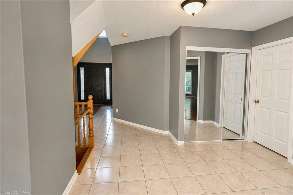85 Shadeland Court, Cambridge, ON, N1T 1V2 - 10