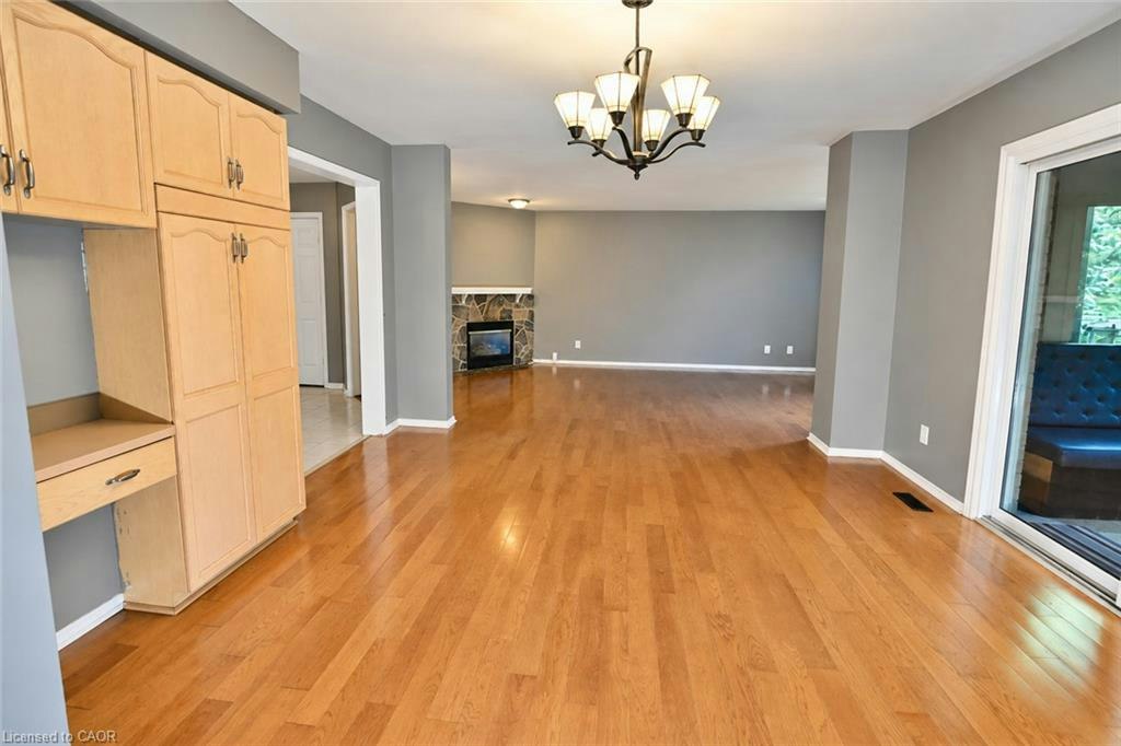 85 Shadeland Court, Cambridge, ON, N1T 1V2 - 11