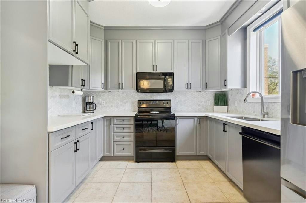 2438 Second Street, Burlington, ON, L7R 3K1 - 5