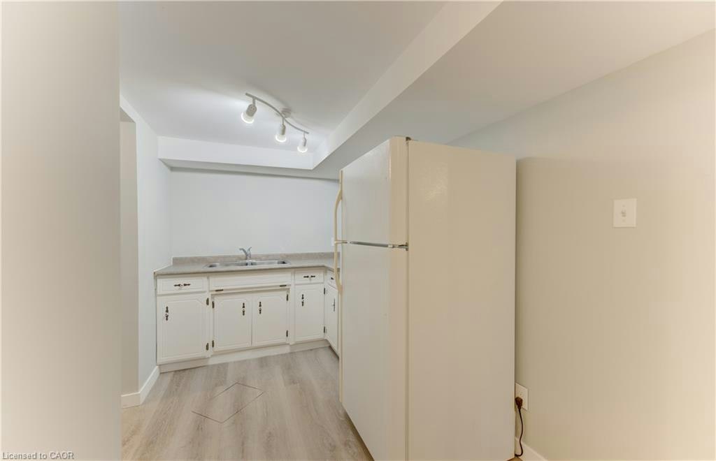 64 Stanley Street, Cambridge, ON, N1S 2A6 - 27