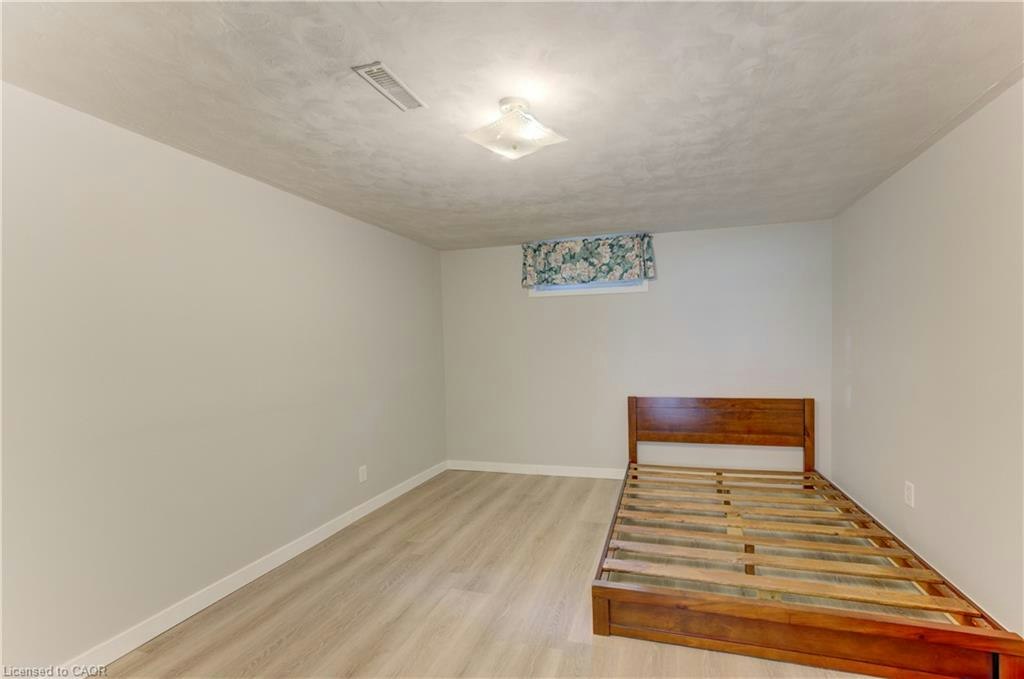 64 Stanley Street, Cambridge, ON, N1S 2A6 - 35