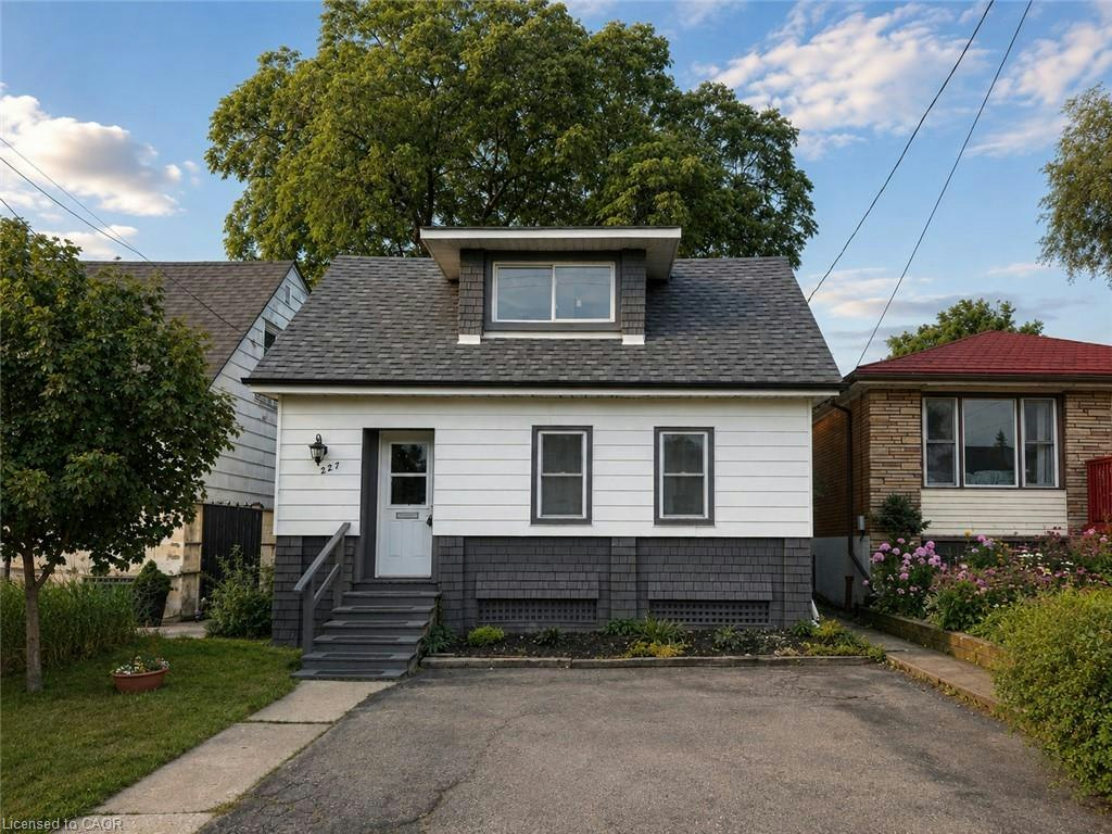 227 East 23rd Street, Hamilton, ON, L8V 2X2