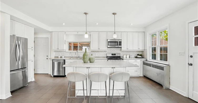 545 Mohawk Road W, Hamilton, ON, L9C 1X5 - 7