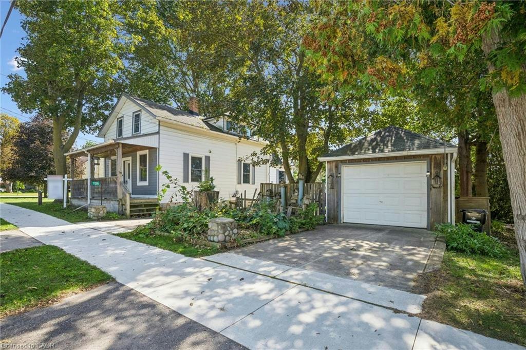 1126 Queen's Bush Road, Wellesley, ON, N0B 2T0