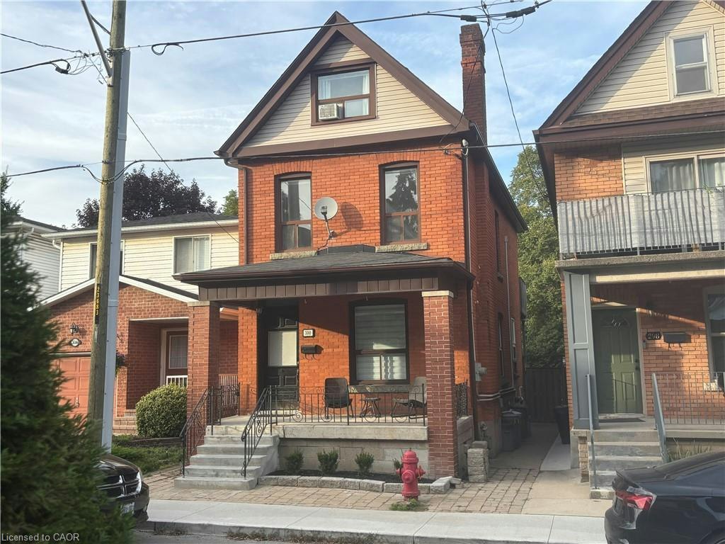 1-300 Bold Street, Hamilton, ON, L8P 1W4 - 2