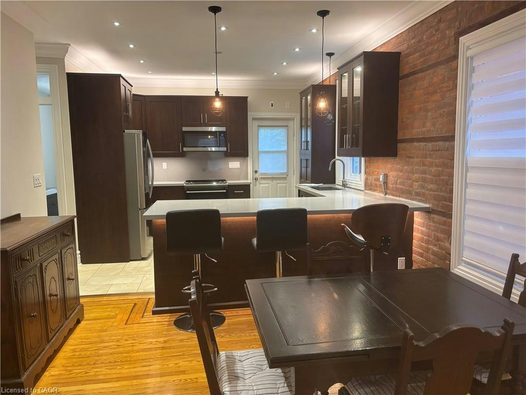 1-300 Bold Street, Hamilton, ON, L8P 1W4 - 9