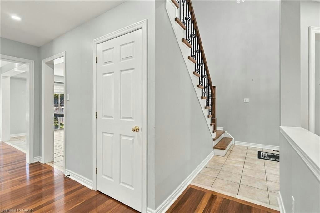 194 Southbrook Drive, Hamilton, ON, L0R 1C0 - 10