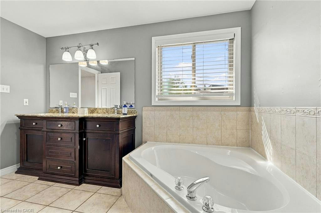 194 Southbrook Drive, Hamilton, ON, L0R 1C0 - 30