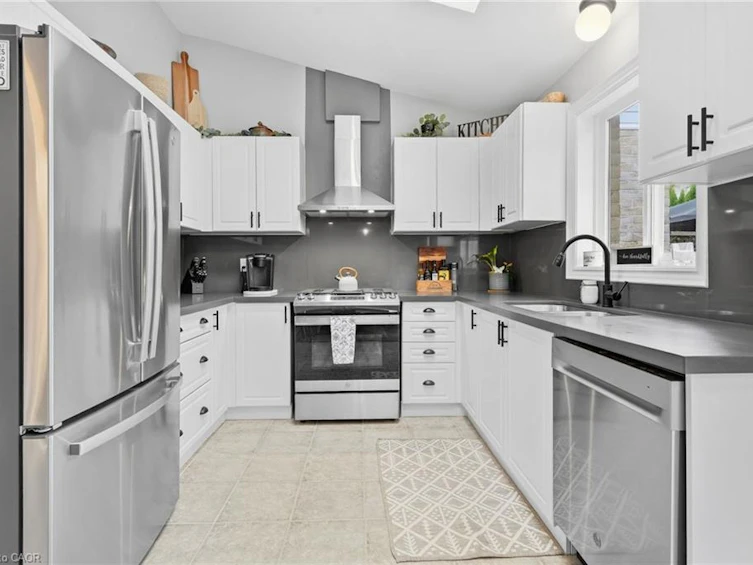 14 Kenyon Crescent, Grimsby, ON, L3M 5P4 - 9