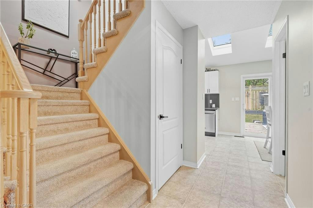 14 Kenyon Crescent, Grimsby, ON, L3M 5P4 - 17