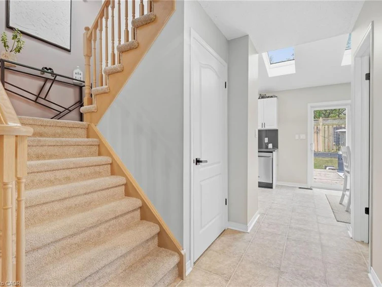 14 Kenyon Crescent, Grimsby, ON, L3M 5P4 - 17