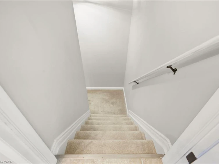 14 Kenyon Crescent, Grimsby, ON, L3M 5P4 - 28