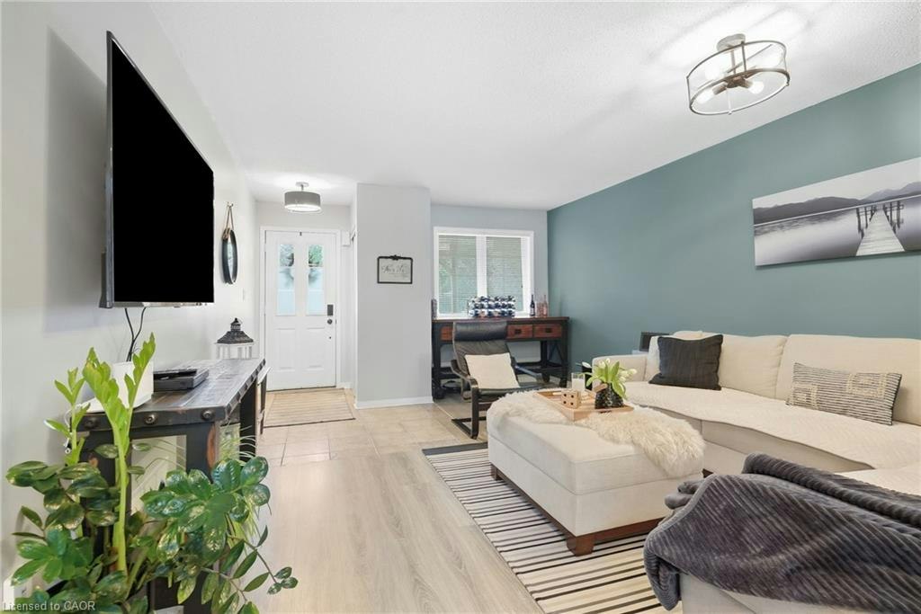 14 Kenyon Crescent, Grimsby, ON, L3M 5P4 - 6