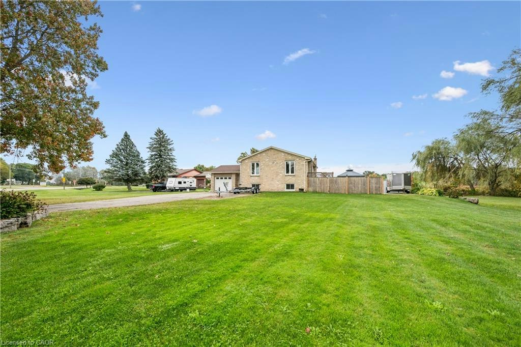 1211 Old Highway 8, Hamilton, ON, L9H 5E1