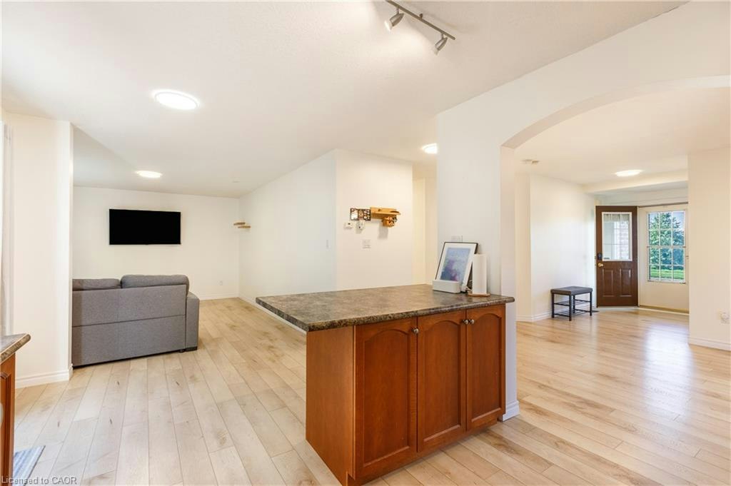 198 Charlotta Street, Township of Wilmot, ON, N3A 4M8 - 11