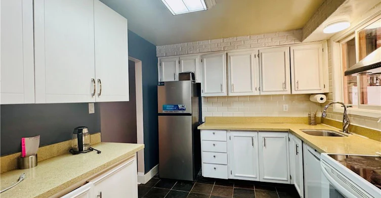 46 Greyfriar Drive, Hamilton, ON, L9C 4S2 - 10