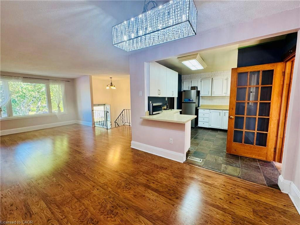 46 Greyfriar Drive, Hamilton, ON, L9C 4S2 - 19