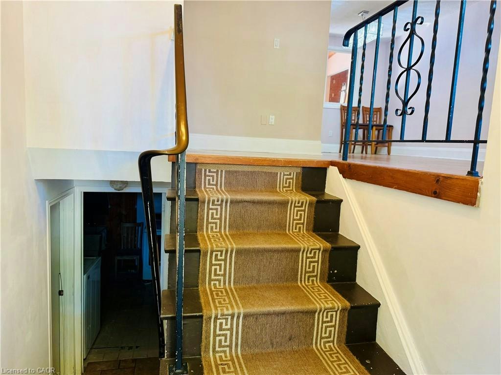 46 Greyfriar Drive, Hamilton, ON, L9C 4S2 - 13