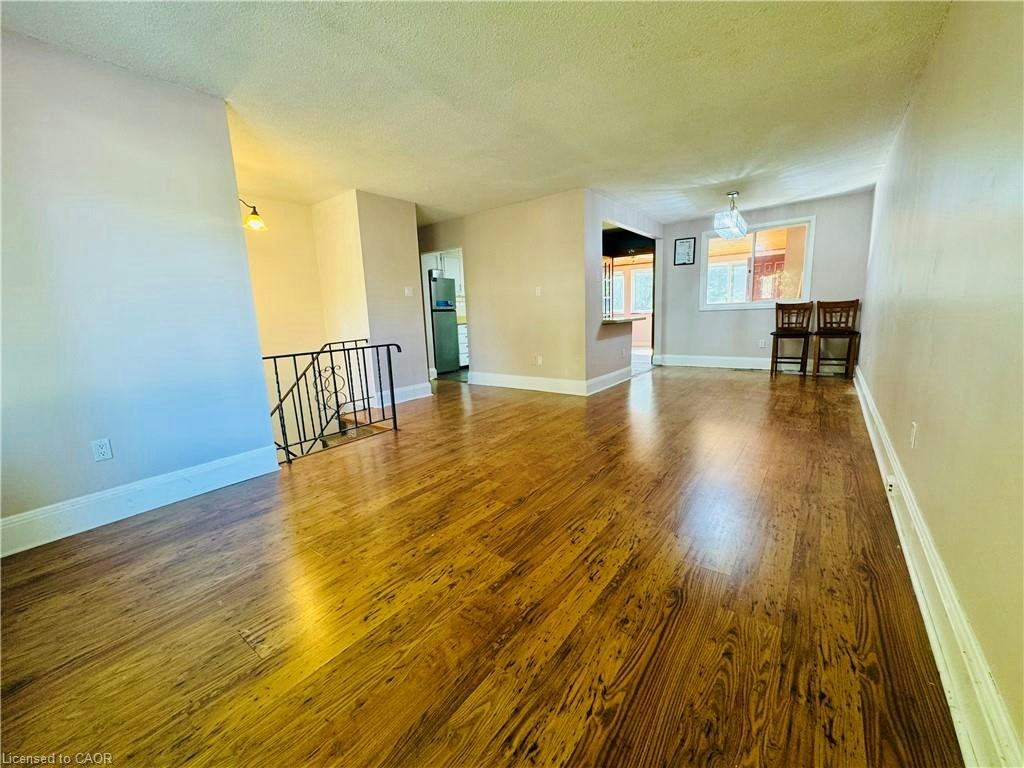 46 Greyfriar Drive, Hamilton, ON, L9C 4S2 - 18