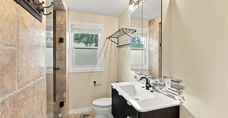 433 Belvenia Road, Burlington, ON, L7L 1T2 - 9