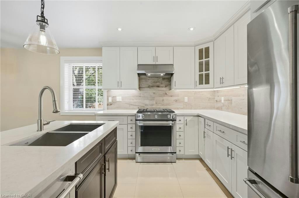 MAIN-707 King Road, Burlington, ON, L7T 3K5 - 9