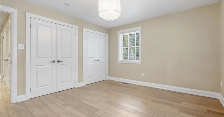 MAIN-707 King Road, Burlington, ON, L7T 3K5 - 13