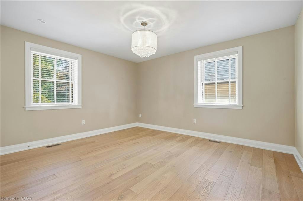 MAIN-707 King Road, Burlington, ON, L7T 3K5 - 12