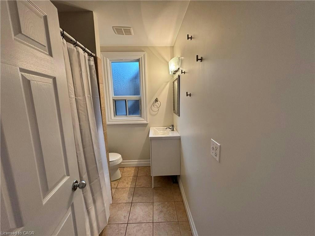 2 (UPPER LEVEL)-300 Bold Street, Hamilton, ON, L8P 1W4 - 5
