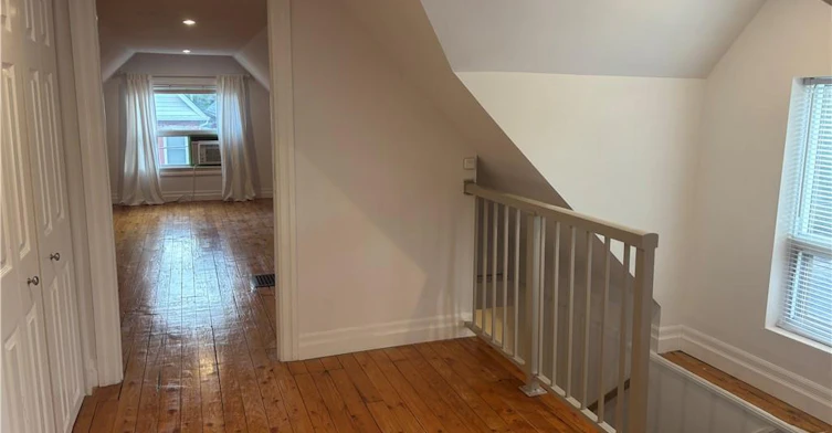 2 (UPPER LEVEL)-300 Bold Street, Hamilton, ON, L8P 1W4 - 14