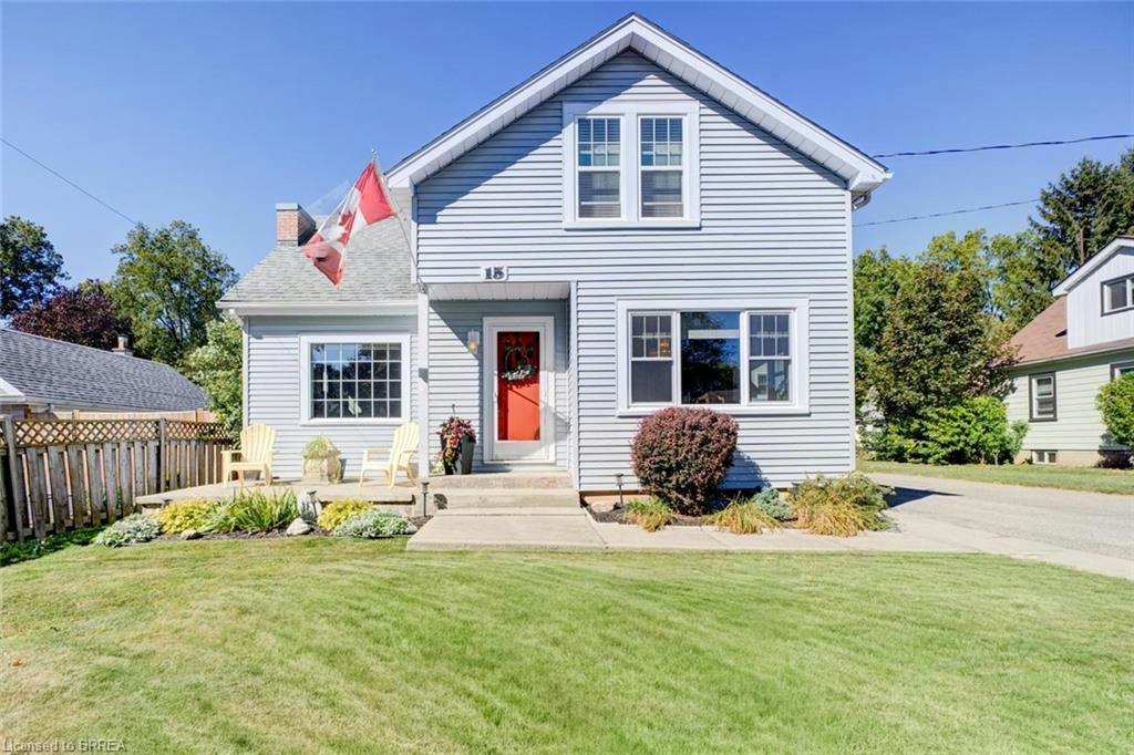 15 Lyndsay Street, Brantford, ON, N3T 2C6