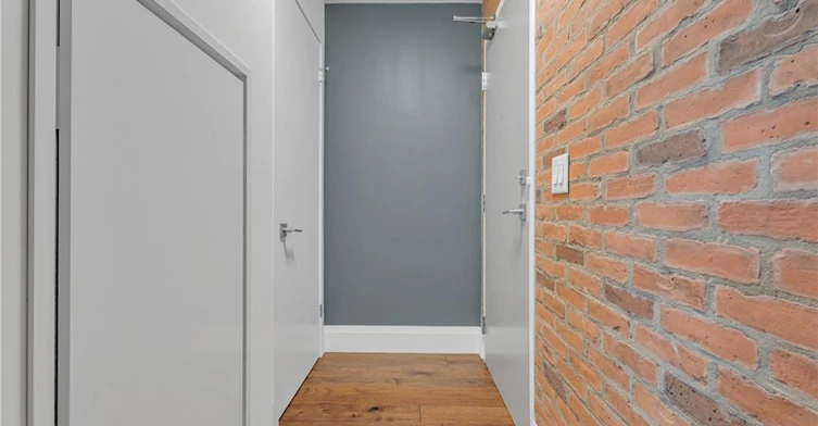 504-455 Charlton Avenue E, Hamilton, ON, L8N 0B2 - 2