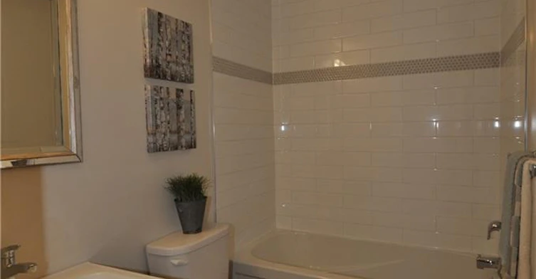Basement-721 Limeridge Road E, Hamilton, ON, L8W 1A3 - 7