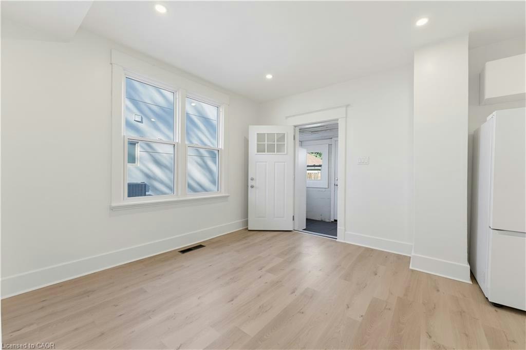 1-11 Charles Street, Brantford, ON, N3T 1A9 - 10
